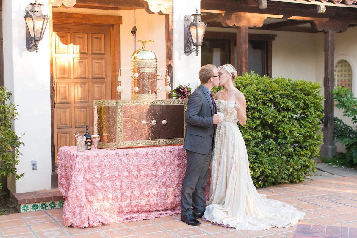 The Coffee Diva serves it up for your wedding day! photography by Tayler Enerle